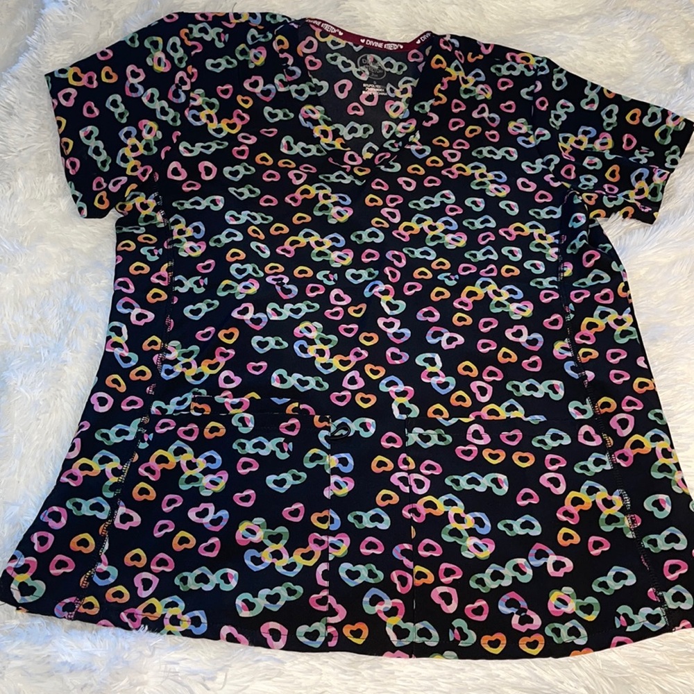 Scrub top